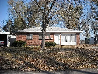 603 Saint Nicholas (RENOVATION UNDER WAY)